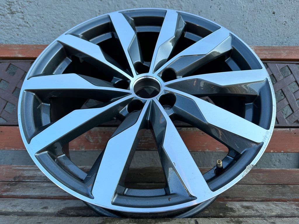 1x Alufelge 18 Zoll 8.0" 5x112 40ET 8W0601025FJ Audi A4 Rim Wheel