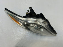 Laden Sie das Bild in den Galerie-Viewer, Frontscheinwerfer Ford Mondeo 1136477R Rechts Scheinwerfer Headlight SCH7440130266xl
