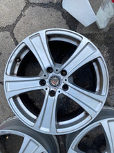 Laden Sie das Bild in den Galerie-Viewer, 1x Alufelge 17 Zoll 7.5" 5x120 KBA47512 BMW 1 Rim Wheel FEL7908030927sk