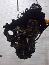Laden Sie das Bild in den Galerie-Viewer, Motor Citroën C4 Cactus 9670461280 1.6 EHDI 2014 Diesel Engine Unkomplett MOT2314043735bs