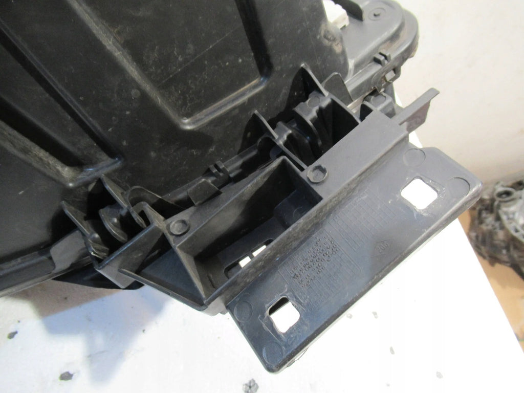 Frontscheinwerfer Renault Scenic AVN5808 Links Scheinwerfer Headlight SCH5296050337bj