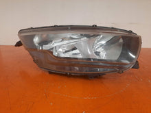 Laden Sie das Bild in den Galerie-Viewer, Frontscheinwerfer Iveco Daily IV 5801473749 Rechts Scheinwerfer Headlight SCH6925972180mx