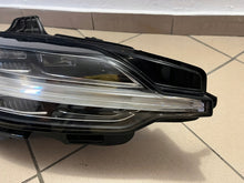 Load image into Gallery viewer, Frontscheinwerfer Volvo S60 V60 II 32347007 LED Rechts Scheinwerfer Headlight SCH2780519568ok