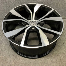 Load image into Gallery viewer, 4x Alufelge 19 Zoll 8.0" 5x112 47ET Glanz Schwarz 2GA601025AK VW T-Roc Rim Wheel FEL3781908479er