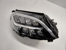 Laden Sie das Bild in den Galerie-Viewer, Frontscheinwerfer Mercedes-Benz W205 A2059066006 Full LED Rechts Headlight SCH7030360200ud