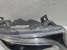 Laden Sie das Bild in den Galerie-Viewer, Frontscheinwerfer Mercedes-Benz Sprinter A9109065100 Rechts Headlight SCH8643406142pg