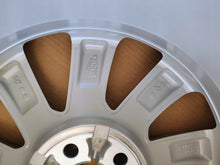 Laden Sie das Bild in den Galerie-Viewer, 1x Alufelge 18 Zoll 8.0" 5x108 8276-LJ9C3-BA Jaguar E-Pace Rim Wheel FEL5282157759ge