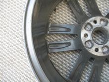 Laden Sie das Bild in den Galerie-Viewer, 1x Alufelge 18 Zoll 8.0" 5x112 41ET Glanz Silber VW Scirocco Passat Rim Wheel FEL9450127175vk