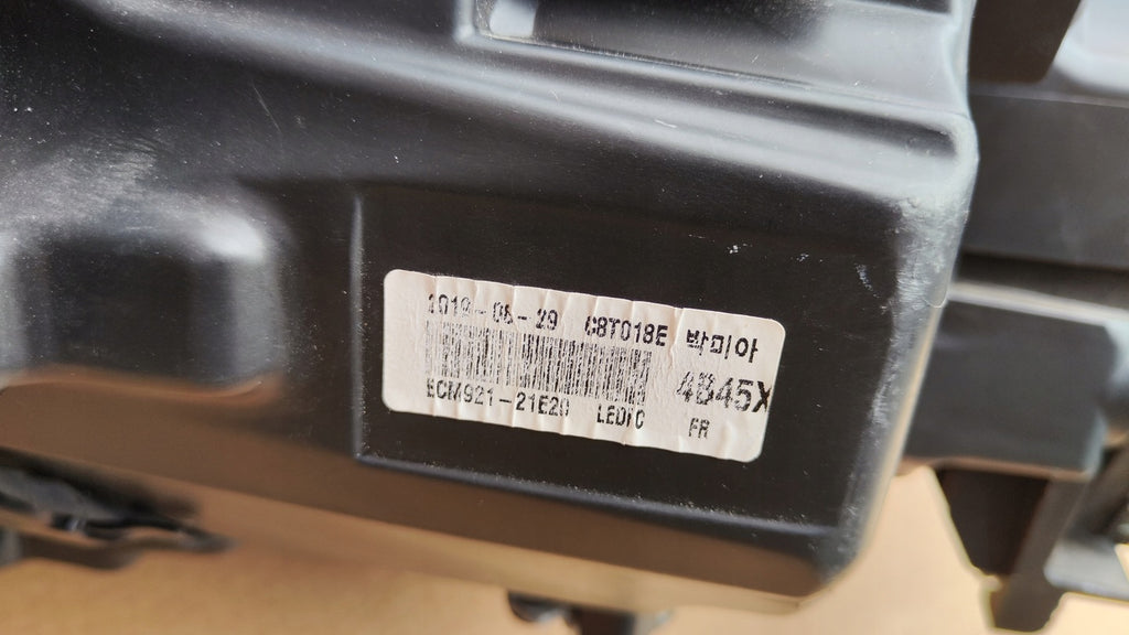 Frontscheinwerfer Mitsubishi Outlander ECM921-22E10 ECM921-21E10 Full LED Rechts