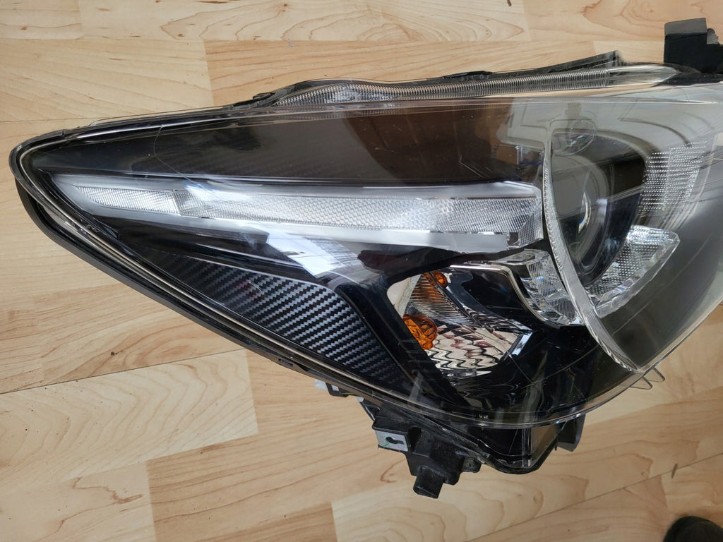 Frontscheinwerfer Mazda II D09K-51030K LED Rechts Scheinwerfer Headlight SCH4668837197jt