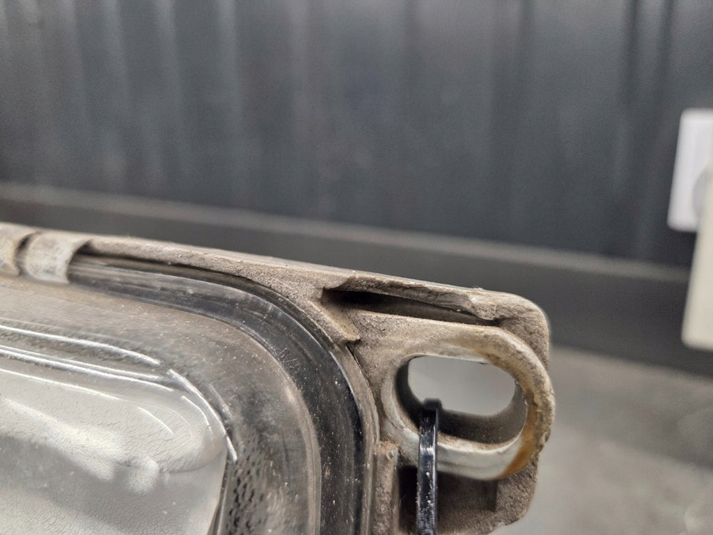 Frontscheinwerfer Mercedes-Benz W123 117779-00 Rechts Scheinwerfer Headlight SCH4279229349zx