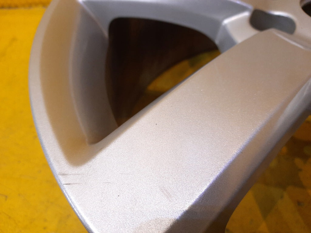 1x Alufelge 19 Zoll 7.5" 6x114.3 50ET Silber Mercedes-Benz Rim Wheel FEL8849189065dw