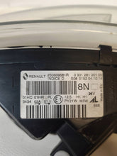Laden Sie das Bild in den Galerie-Viewer, Frontscheinwerfer Renault Captur I 260609681R Links Scheinwerfer Headlight SCH4915801811zh