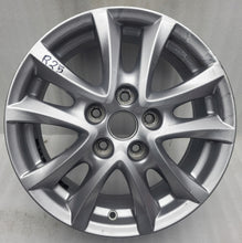 Load image into Gallery viewer, 1x Alufelge 16 Zoll 6.5" 5x114.3 50ET Glanz Silber 9965E76560 Mazda 3 Rim Wheel FEL4959773864jc
