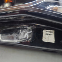 Load image into Gallery viewer, Frontscheinwerfer VW Golf VIII 5H1941005C Full LED Links Scheinwerfer Headlight SCH3313943837xw