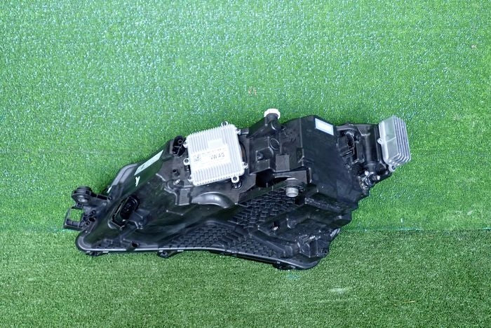 Frontscheinwerfer Skoda Superb III 3V1941016D Rechts Scheinwerfer Headlight SCH8878529274sh