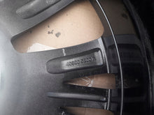 Laden Sie das Bild in den Galerie-Viewer, 1x Alufelge 19 Zoll 7.0&quot; 5x114.3 40ET 403003273 Renault Espace Koleos Ii