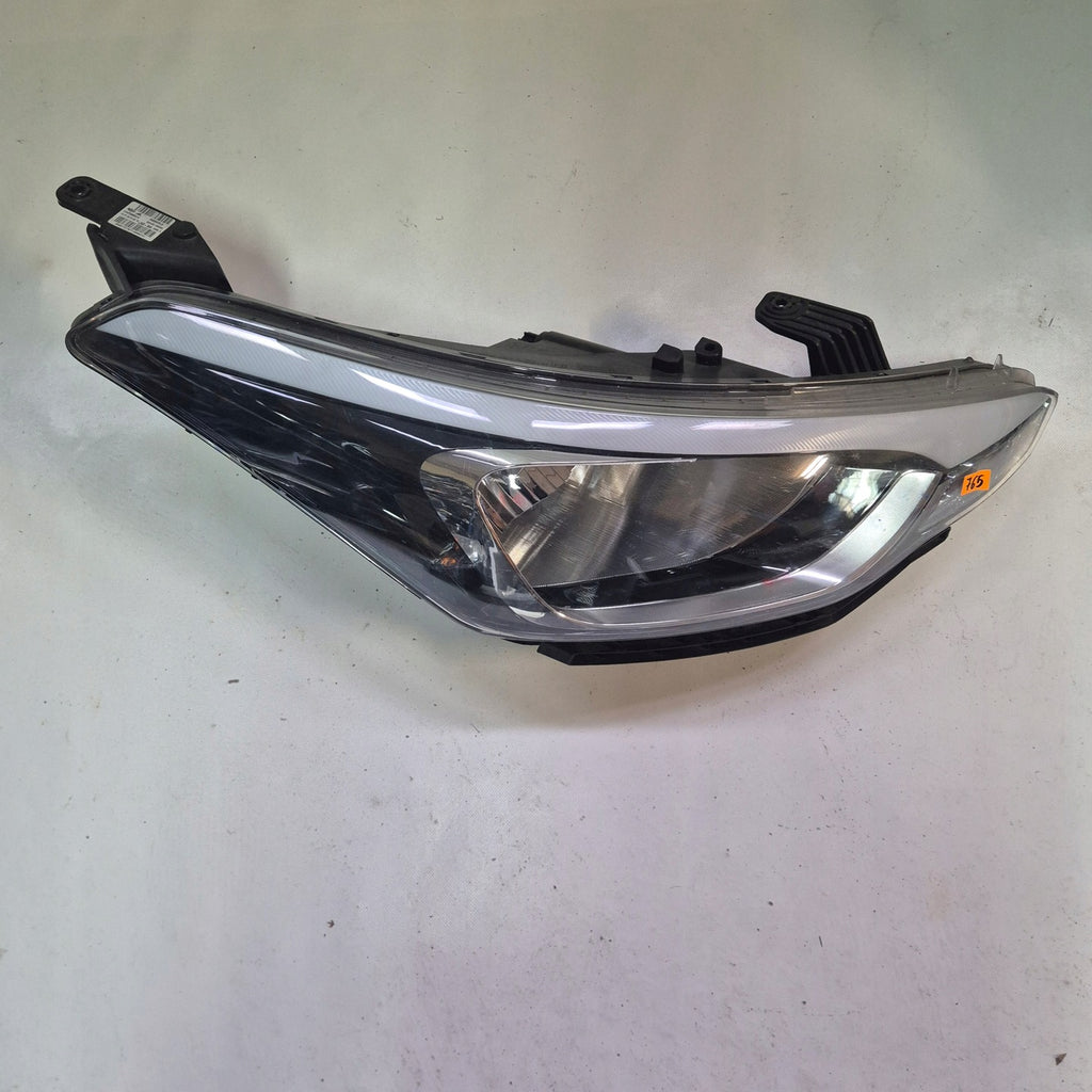 Frontscheinwerfer Hyundai I20 II 92102C8000 Rechts Scheinwerfer Headlight SCH8714256905ct
