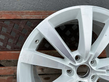 Load image into Gallery viewer, 1x Alufelge 19 Zoll 8.0" 5x112 48ET Glanz Weiß 5C0601025N VW New Beetle FEL3143953109cs