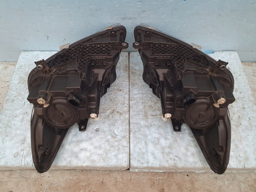 Frontscheinwerfer Mercedes-Benz Vito W447 A4479067800 Rechts oder Links