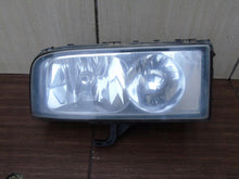 Laden Sie das Bild in den Galerie-Viewer, Frontscheinwerfer Mercedes-Benz Mb A9408200361 Links Scheinwerfer Headlight