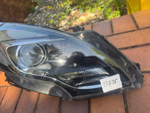 Laden Sie das Bild in den Galerie-Viewer, Frontscheinwerfer Opel Zafira C 13399859RH Rechts Scheinwerfer Headlight