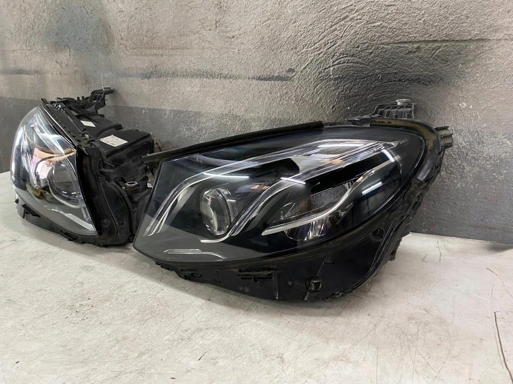 Frontscheinwerfer Mercedes-Benz A2139066504 A2139066604 LED Rechts oder Links