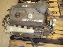 Laden Sie das Bild in den Galerie-Viewer, Motor Audi Tt BFV 1.8 240PS 180kW 138TKm Benzin Engine Unkomplett MOT8335845122nx