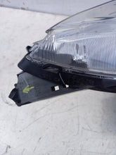 Laden Sie das Bild in den Galerie-Viewer, Frontscheinwerfer Mitsubishi Space Star 8301D445 Links Scheinwerfer Headlight