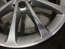 Load image into Gallery viewer, 1x Alufelge 17 Zoll 6.5" 5x112 44ET Glanz Silber A1774010300 Mercedes-Benz FEL9740666695my