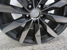 Load image into Gallery viewer, 1x Alufelge 18 Zoll 8.0&quot; 5x112 40ET 8W0601025FJ Audi A4 B9 Rim Wheel