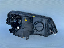 Laden Sie das Bild in den Galerie-Viewer, Frontscheinwerfer Skoda Yeti 5L1941015C Xenon Links Scheinwerfer Headlight SCH9268317305nx