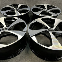 Laden Sie das Bild in den Galerie-Viewer, 4x Alufelge 18 Zoll 7.5" 5x112 51ET Glanz Schwarz 8V0601025DB Audi A3 Rim Wheel FEL1819004361ay