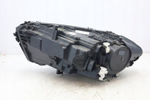 Laden Sie das Bild in den Galerie-Viewer, Frontscheinwerfer Mercedes-Benz W177 A1779062206 LED Rechts Headlight SCH6427373337sp