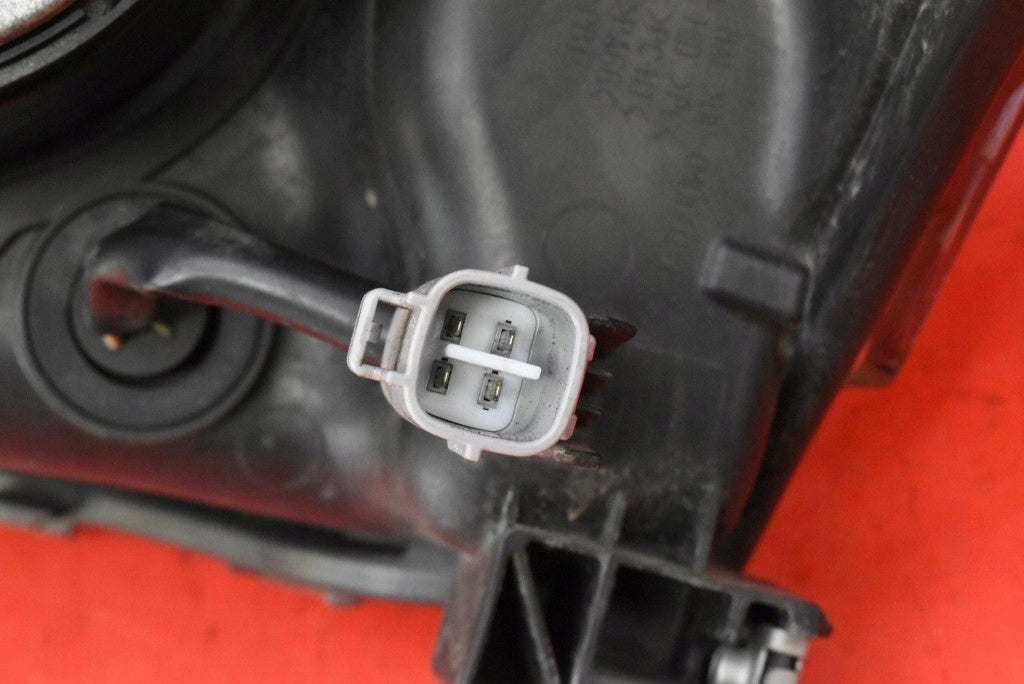 Frontscheinwerfer Toyota Verso 1091771-81110-0F181-00 Rechts Headlight SCH6315282705ln