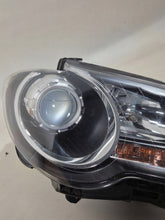 Laden Sie das Bild in den Galerie-Viewer, Frontscheinwerfer VW Touran 1305236225 Rechts Scheinwerfer Headlight SCH4513636916cz