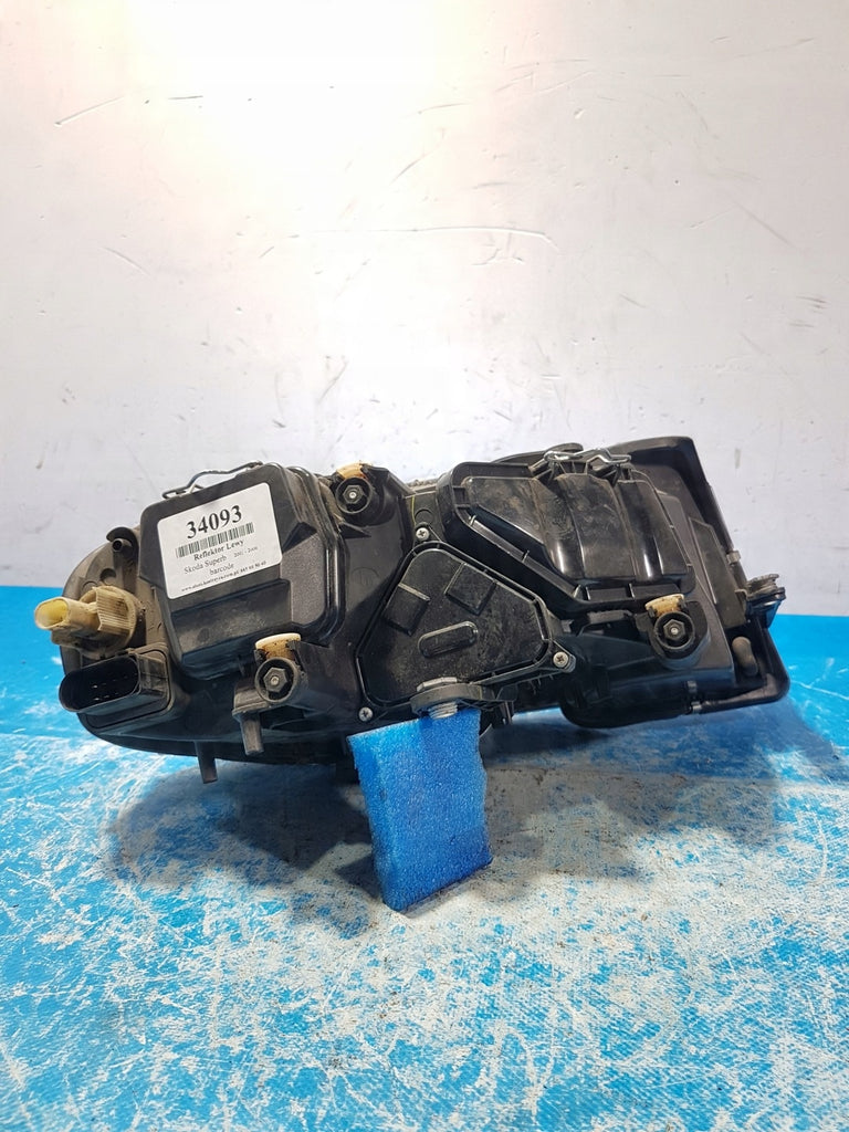 Frontscheinwerfer Skoda Superb Links Scheinwerfer Headlight