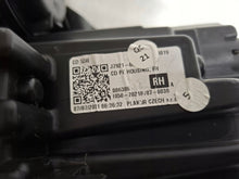 Load image into Gallery viewer, Frontscheinwerfer Kia Ceed 92102-J7500 Full LED Rechts Scheinwerfer Headlight