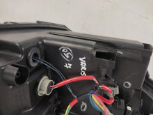 Load image into Gallery viewer, Frontscheinwerfer Toyota Yaris Ein Stück (Rechts oder Links) Headlight SCH5598300293qq