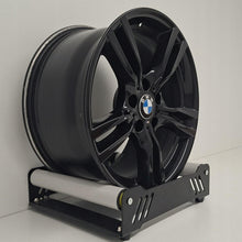 Laden Sie das Bild in den Galerie-Viewer, 1x Alufelge 18 Zoll 9.0" 5x120 42ET Glanz Schwarz 8088652 BMW 3 F34 Rim Wheel FEL9982599595ro