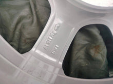 Load image into Gallery viewer, 1x Alufelge 15 Zoll 6.0" 5x100 40ET Glanz Silber 6R0601025BF VW Polo 6r FEL2392066251ht