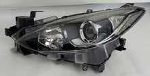 Load image into Gallery viewer, Frontscheinwerfer Mazda 3 BHR151040 Links Scheinwerfer Headlight SCH3625308927zu