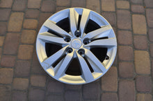 Load image into Gallery viewer, 1x Alufelge 16 Zoll 7.0" 5x108 44ET Glanz Silber 9677989577 Peugeot 308 FEL8290111523gf