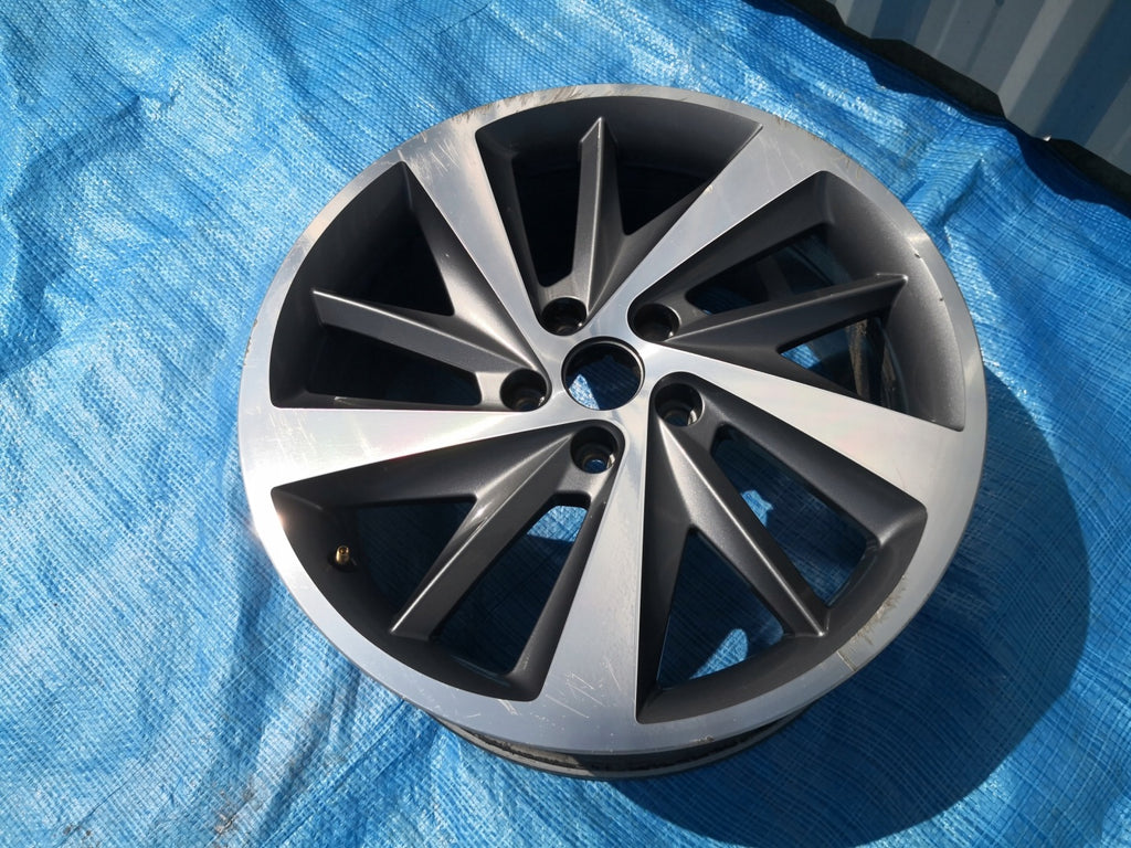 1x Alufelge 18 Zoll 7.5" 5x112 51ET Glanz Grau 5F0601025E Cupra Leon Mg FEL2794057124lw