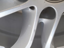Load image into Gallery viewer, 1x Alufelge 19 Zoll 9.0" 5x120 18ET 6858873 BMW Rim Wheel FEL7083901431kd