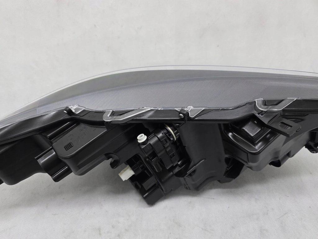 Frontscheinwerfer Toyota 4 Yaris EUK0-8 Full LED Links Scheinwerfer Headlight