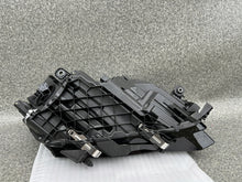 Laden Sie das Bild in den Galerie-Viewer, Frontscheinwerfer Skoda Octavia IV 5E4941009 Full LED Links Headlight SCH8986883509zw