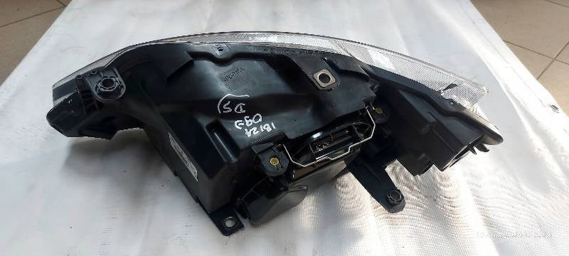Frontscheinwerfer Seat Ibiza I Rechts Scheinwerfer Headlight SCH9053035222sf