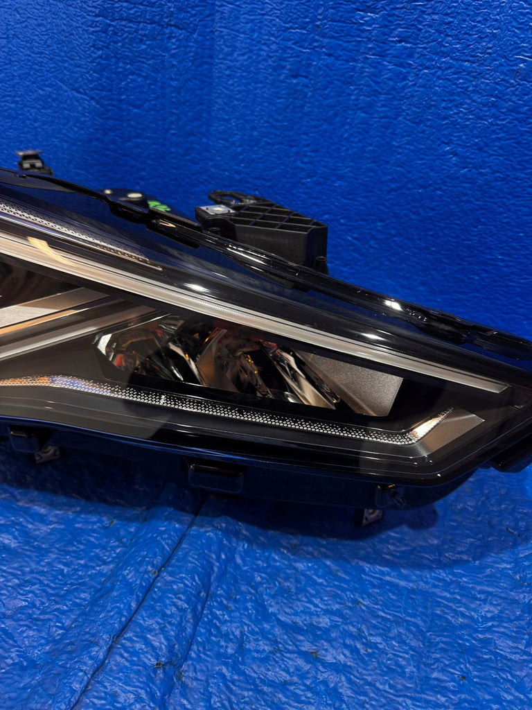 Frontscheinwerfer Seat Leon 5FB941774 Rechts Scheinwerfer Headlight SCH3375945889tn