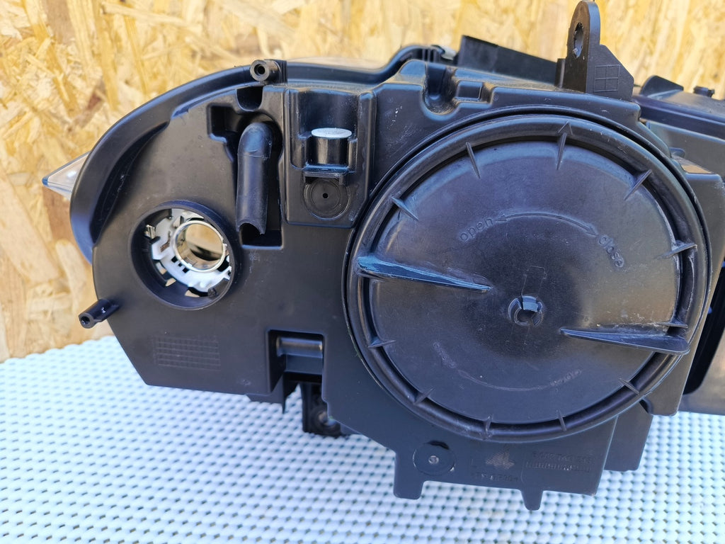 Frontscheinwerfer BMW X5 F15 X6 F16 7460613A01 LE11A6265 Bi-Xenon Links SCH4137999327yu